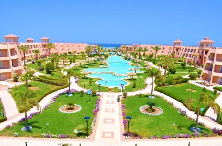 Jasmine Palace, Egypt