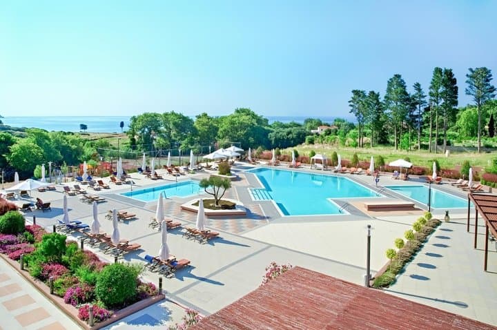 Utopia Resort & Spa